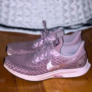 Nike Women’s Pegasus Zoom 35